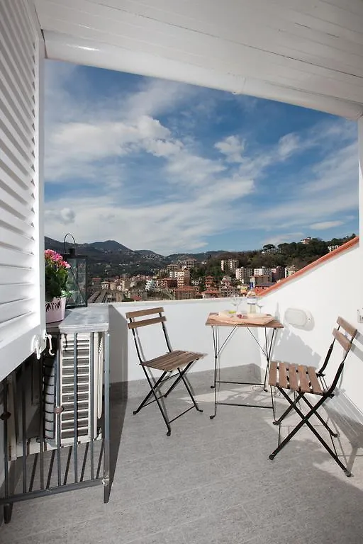 Sopra I Tetti Apartment La Spezia